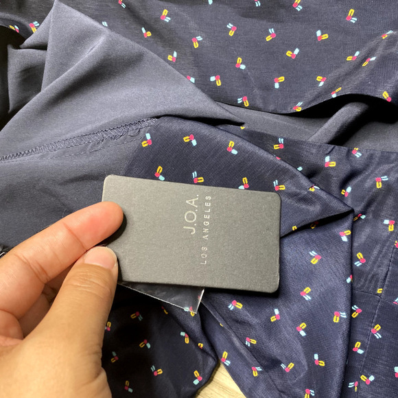 JOA J.O.A REVOLVE Bell Sleeve Open Back Dress Navy Geometric sz Small - Picture 13 of 13